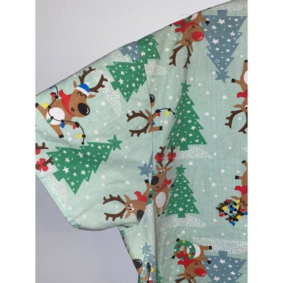 Women's Gabby Brooke Christmas Tree Reindeer Medical Nurse Scrub Top Size XL - Picture 5 of 9